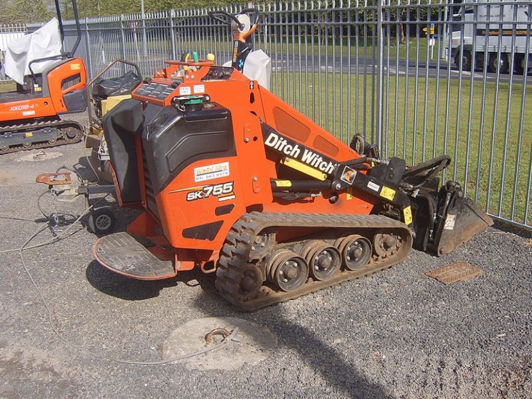 Ditch Witch with stump grinder
